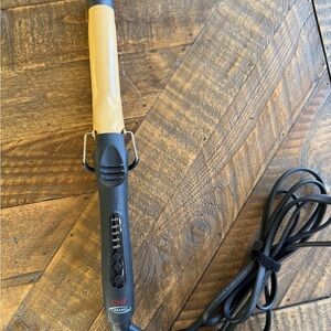 CHI Ceramic Hair Curling Iron - Black and Gold